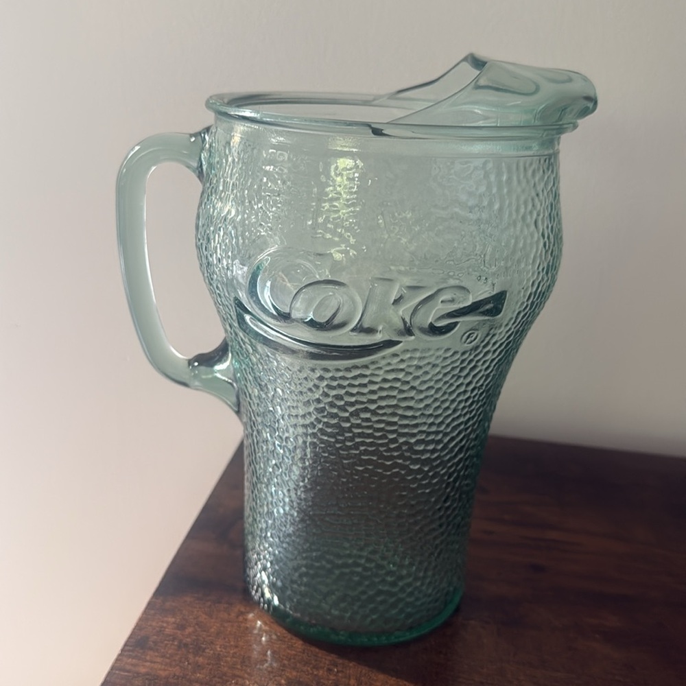 Vintage Coca Cola Coke Green Pebble Glass Pitcher Embossed 64 Oz Holds 2 Liters - Picture 2 of 10